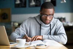 The Pros and Cons of Different Standardized Test Study Methods